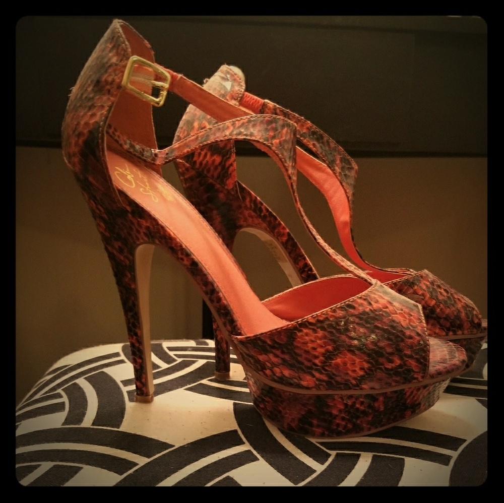 Colin Stuart snake skin heels